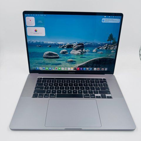 Apple MacBook Pro 16 2019 i7 64GB RAM 512GB SSD AMD Space Gray фото
