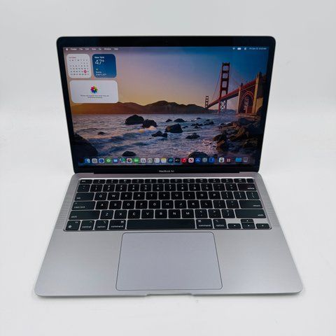 Apple MacBook Air 13 2020 M1 8GB RAM 256GB SSD Space Grey фото