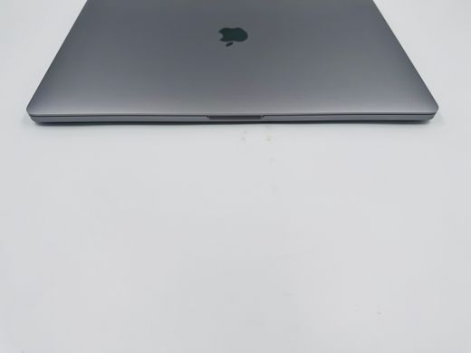 Apple MacBook Pro 16 2019 i9 32GB RAM 1TB SSD AMD 8GB Space Grey фото