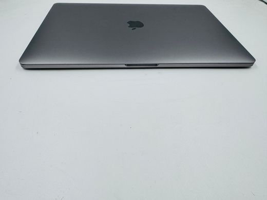 Apple MacBook Pro 15 2018 i7 16GB RAM 256GB SSD Space Gray фото
