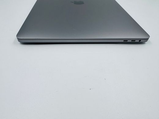 Apple MacBook Pro 16 2019 i7 64GB RAM 512GB SSD AMD Space Gray фото