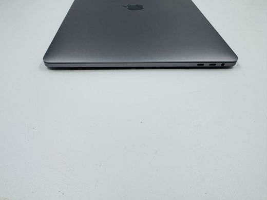 Apple MacBook Pro 15 2019 i9 32GB RAM 512GB SSD AMD 4GB Space Grey фото