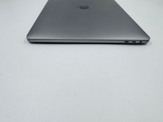 Apple MacBook Pro 15 2018 i7 16GB RAM 512GB SSD Space Gray фото