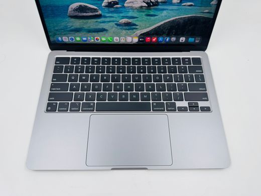 Apple MacBook Air 13.6 2022 M2 8GB RAM 256GB SSD Space Gray фото