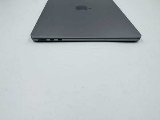 Apple MacBook Air 13.6 2022 M2 8GB RAM 256GB SSD Space Gray фото
