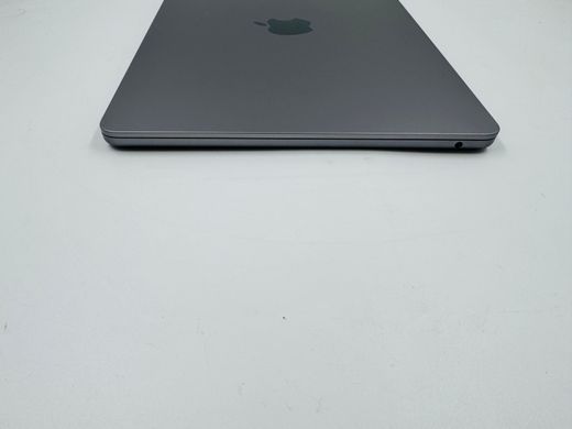 Apple MacBook Air 13.6 2022 M2 8GB RAM 256GB SSD Space Gray фото