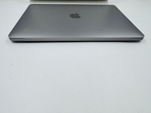 Apple MacBook Air 13 2020 M1 8GB RAM 256GB SSD Space Grey фото