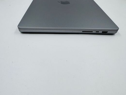 Apple MacBook Pro 16 2021 M1 Max 10/24 Core 32GB RAM 1TB SSD Space Gray фото