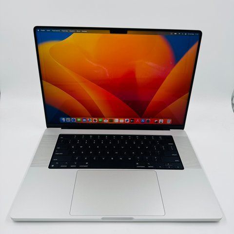 Apple MacBook Pro 16 2021 M1 Pro 16GB RAM 512GB SSD Silver фото