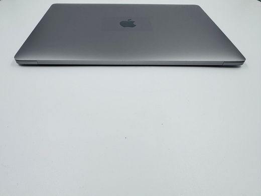 Apple MacBook Pro 15 2019 i9 16GB RAM 512GB SSD AMD 4GB Space Grey фото