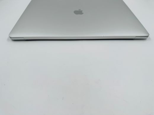 Apple MacBook Pro 16 2019 i7 16GB RAM 512GB SSD AMD 4GB Silver фото