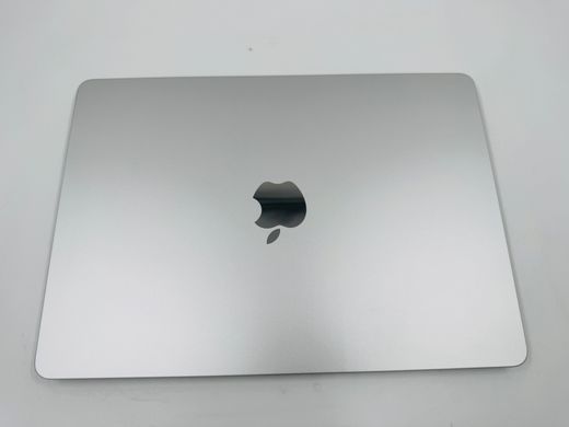 Apple MacBook Air 13.6 2022 M2 16GB RAM 256GB SSD Silver фото