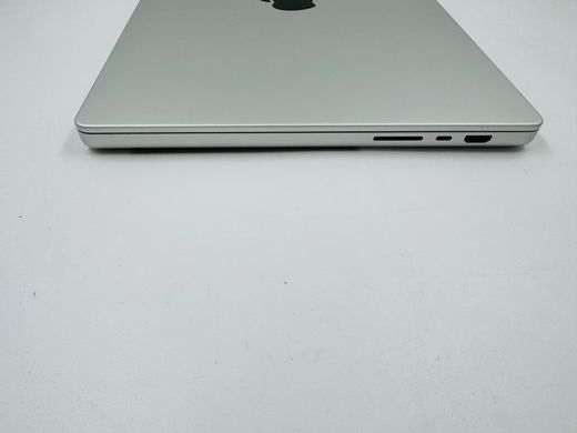 Apple MacBook Pro 16 2021 M1 Pro 32GB RAM 1TB SSD Silver фото