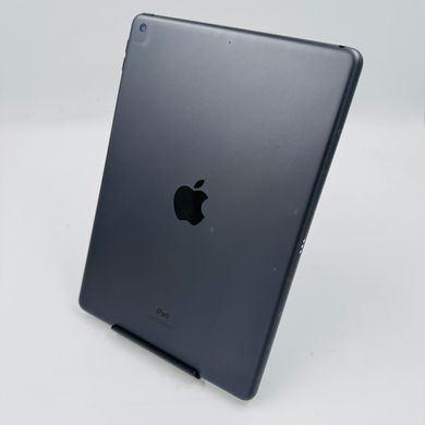 Планшет Apple iPad 9th Gen 2021 10.2 64GB WiFi Space Gray фото