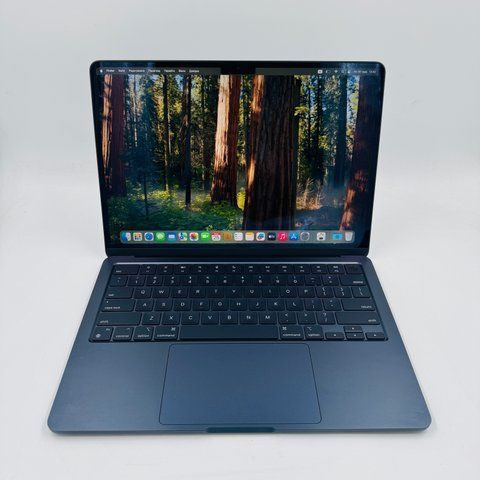 Apple MacBook Air 13.6 2022 M2 16GB RAM 256GB SSD Midnight фото