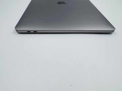 Apple MacBook Pro 15 2017 i7 16GB RAM 256GB SSD Space Gray фото