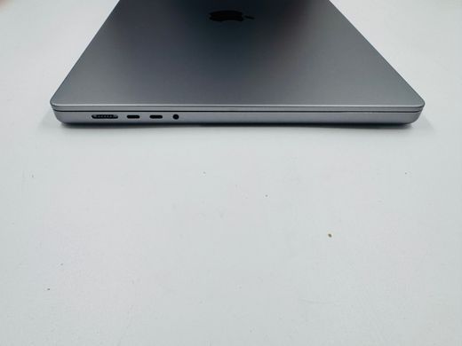 Apple MacBook Pro 16 2021 M1 Pro 16GB RAM 512GB SSD Space Grey фото