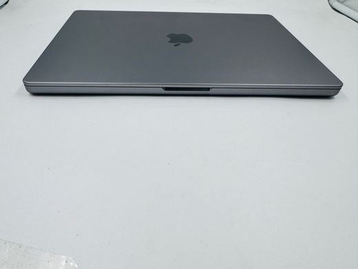 Apple MacBook Pro 16 2021 M1 Pro 32GB RAM 1TB SSD Space Gray фото