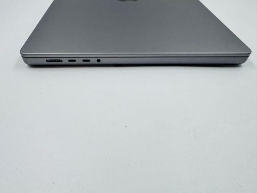 Apple MacBook Pro 16 2021 M1 Pro 32GB RAM 1TB SSD Space Gray фото