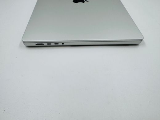 Apple MacBook Pro 16 2021 M1 Pro 32GB RAM 1TB SSD Silver фото