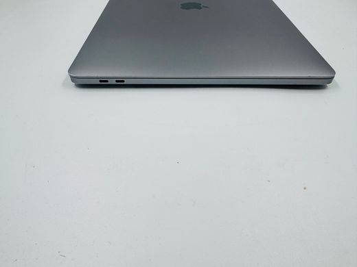 Apple MacBook Pro 16 2019 i9 16GB RAM 1TB SSD Space Gray фото