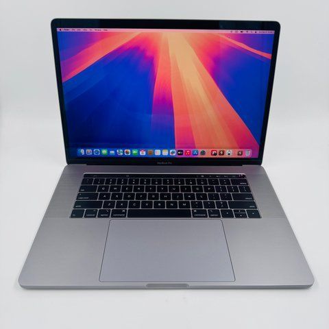 Apple MacBook Pro 15 2019 i9 16GB RAM 512GB SSD AMD 4GB Space Grey фото