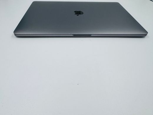 Apple MacBook Pro 15 2019 i9 16GB RAM 512GB SSD AMD 4GB Space Grey фото