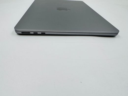 Apple MacBook Air 13.6 2022 M2 16GB RAM 512GB SSD Space Gray фото
