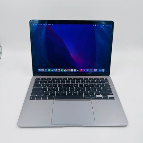 Apple MacBook Air 13 2020 M1 16GB RAM 256GB SSD Space Grey фото