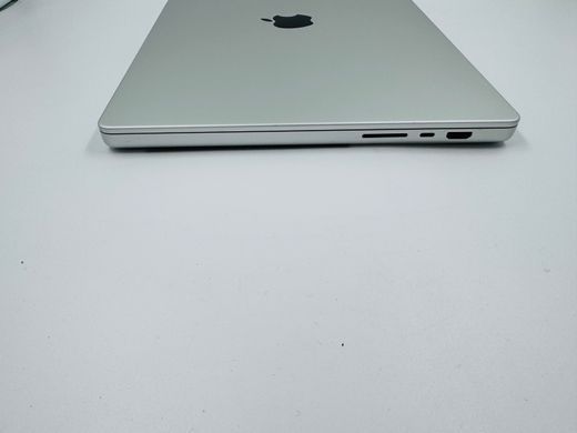 Apple MacBook Pro 16 2021 M1 Pro 16GB RAM 1TB SSD Silver фото