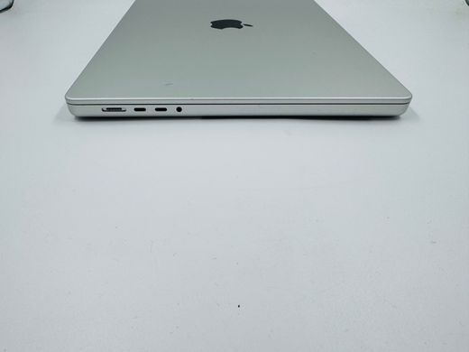 Apple MacBook Pro 16 2021 M1 Pro 16GB RAM 1TB SSD Silver фото