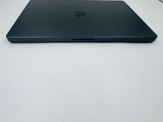 Apple MacBook Pro 16.2 2023 M3 Pro 36GB RAM 1TB SSD Space Black фото
