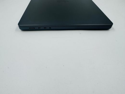 Apple MacBook Pro 16.2 2023 M3 Pro 36GB RAM 1TB SSD Space Black фото