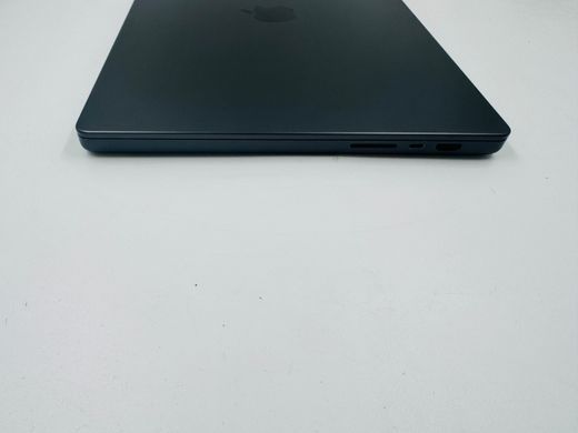 Apple MacBook Pro 16.2 2023 M3 Pro 36GB RAM 1TB SSD Space Black фото