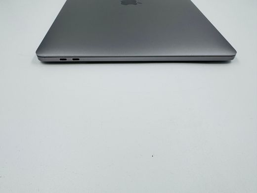 Apple MacBook Pro 15 2018 i7 32GB RAM 512GB SSD AMD 4GB Space Gray фото