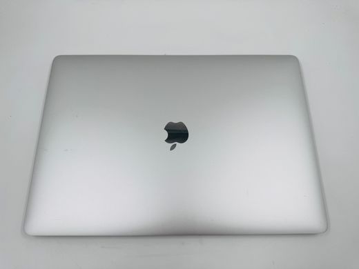 Apple MacBook Pro 15 2017 i7 16GB RAM 512GB SSD AMD 4GB Silver фото