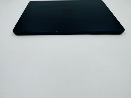 Apple MacBook Air 13.6 2022 M2 8GB RAM 256GB SSD Midnight фото