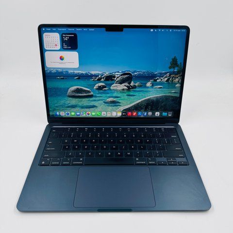 Apple MacBook Air 13.6 M3 2024 16GB RAM 256GB SSD Midnight фото