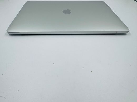 Apple MacBook Pro 16 2019 i9 16GB RAM 1TB SSD AMD 4GB Silver фото