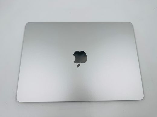 Apple MacBook Air 13,6" M3 2024 16GB RAM 256GB SSD Silver фото
